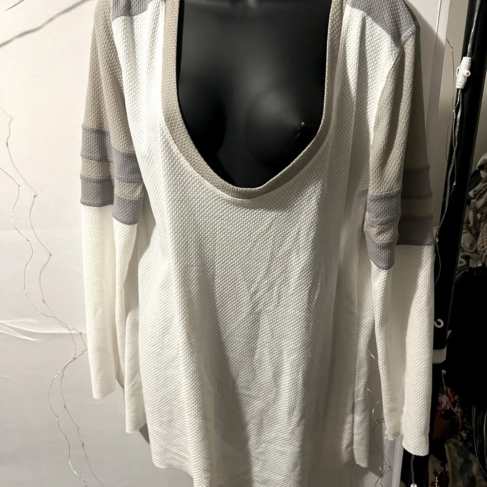 Jersey style v neck top